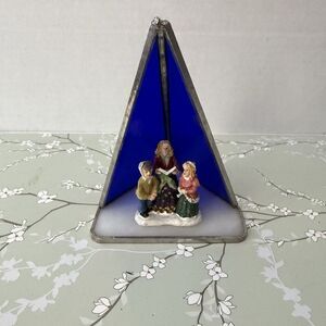 Vintage Christmas Carolers Handmade Stained Glass 5” Decoration